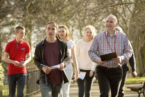 Teachers and students on E3 Trails