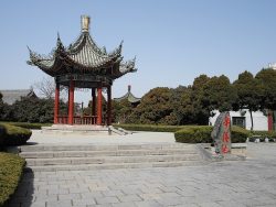 Huaqing Hot Springs
