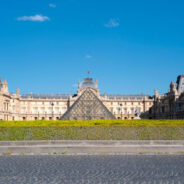 Famous,Louvre,Museum,Building,In,Paris,,France
