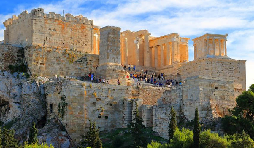 A photo of the amazing athena acropolis in Athens