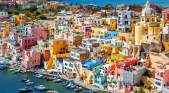 Colorful,Traditional,Houses,In,The,Old,Town,Port,Of,Procida