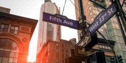 Street,Sign,Of,Fifth,Ave,And,West,33rd,St,At