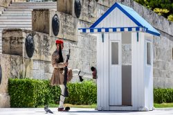 greek-soldier