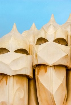 Gaudi_Spain_Crop