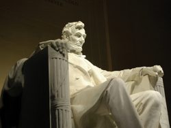 Lincoln_Statue_Washington