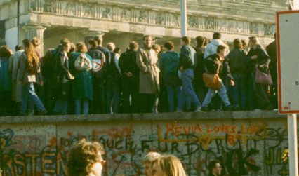 Brandenburger Tor 1989 © visitBerlin, Photo: Llandesarchiv Berlin