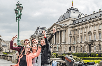 Students taking selfie in Brussels