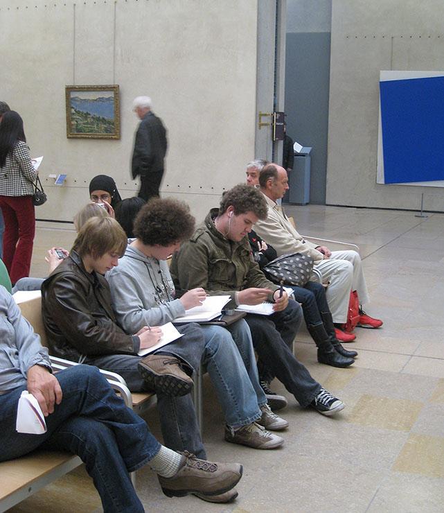 students sketching at the Musee d'Orsay