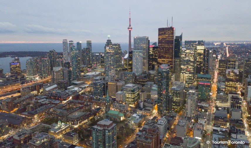 Toronto skyline> Photo credit: Tourism Toronto
