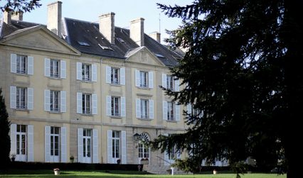 Château du Molay side photo