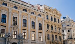 vienna-building