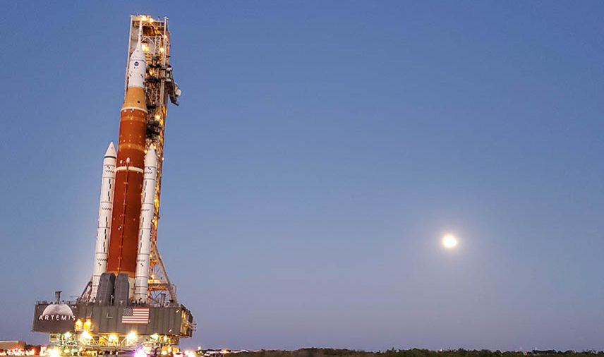 Arthemis 1 rocket in Florida