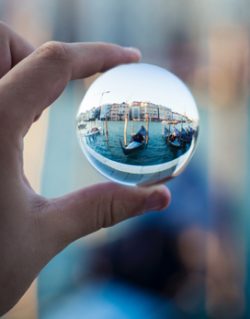 IMAGE | Venice glass ball
