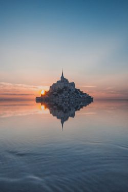 mont_st_michel_clr