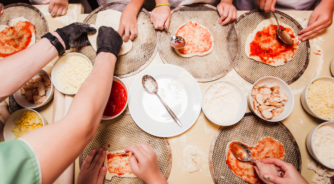 1000x500_italy-sicily-pizza-making