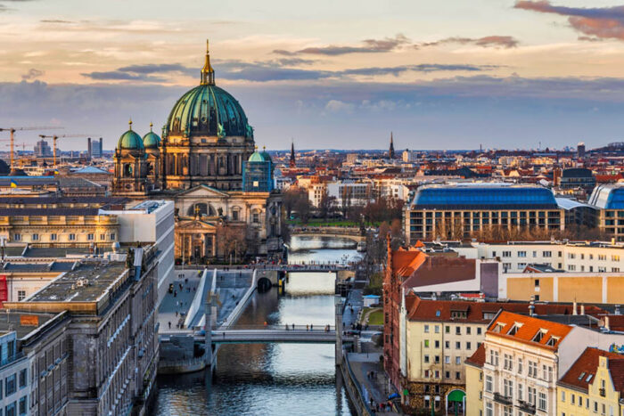 Aerial,Shot,Of,Berlin,Cathedral,,Spree,Canal,And,Historic,Buildings