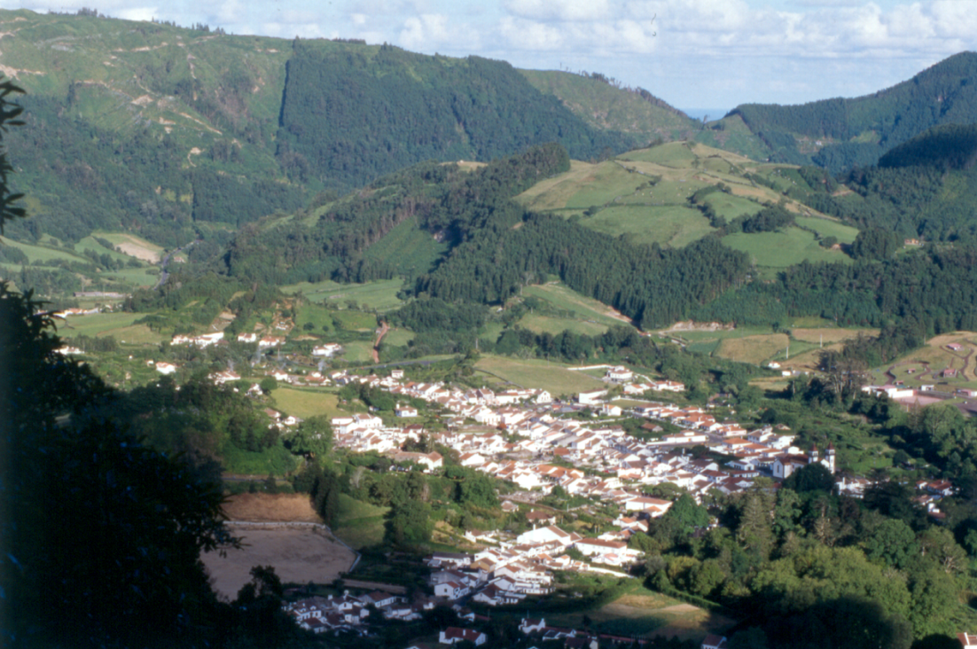 Furnas Valley: Caldera Lake and Interpretation Centre