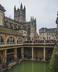 Iconic bath