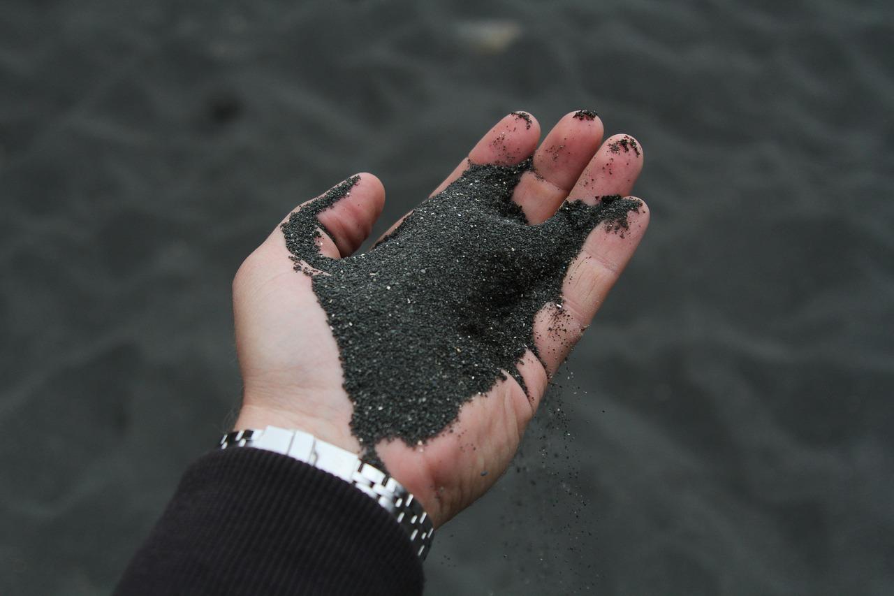 Lava sand