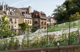 Le Clos Montmartre Vineyard Le Clos Montmartre Vineyard