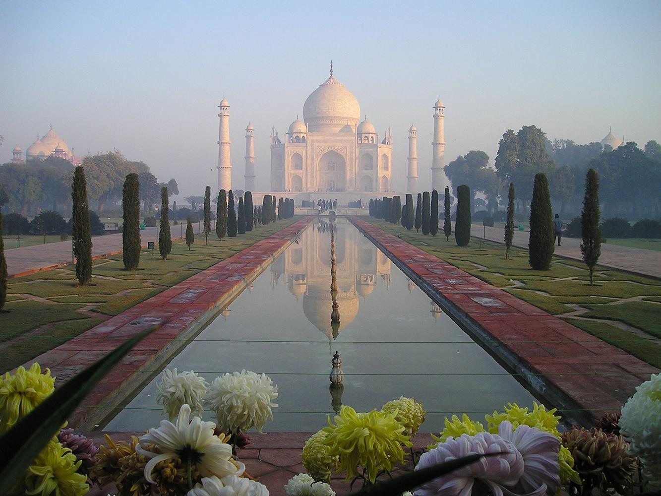 Taj Mahal at dawn