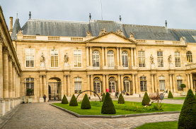 The Musée de Carnavalet The Musée de Carnavalet
