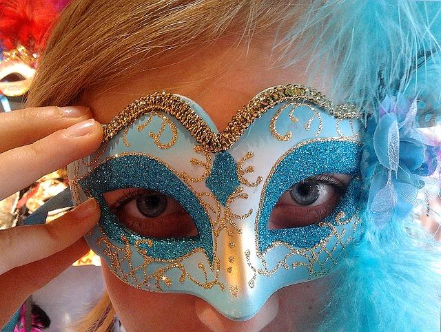 Venetian mask making workshop