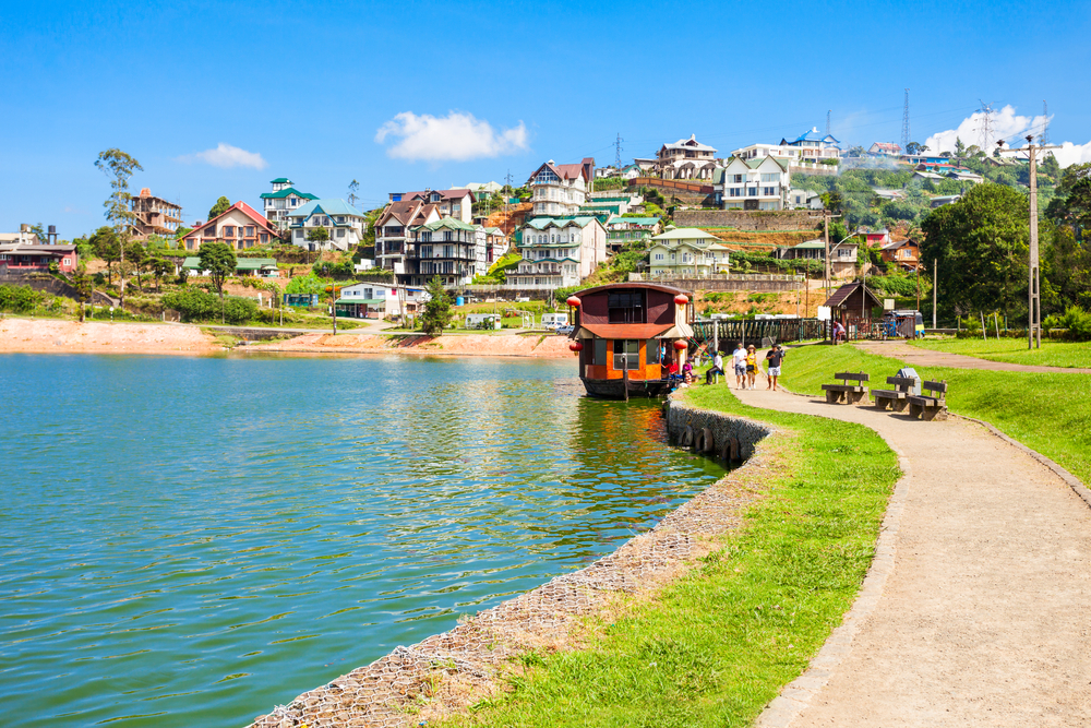 Houseboat at the Gregory Lake in Nuwara Eliya