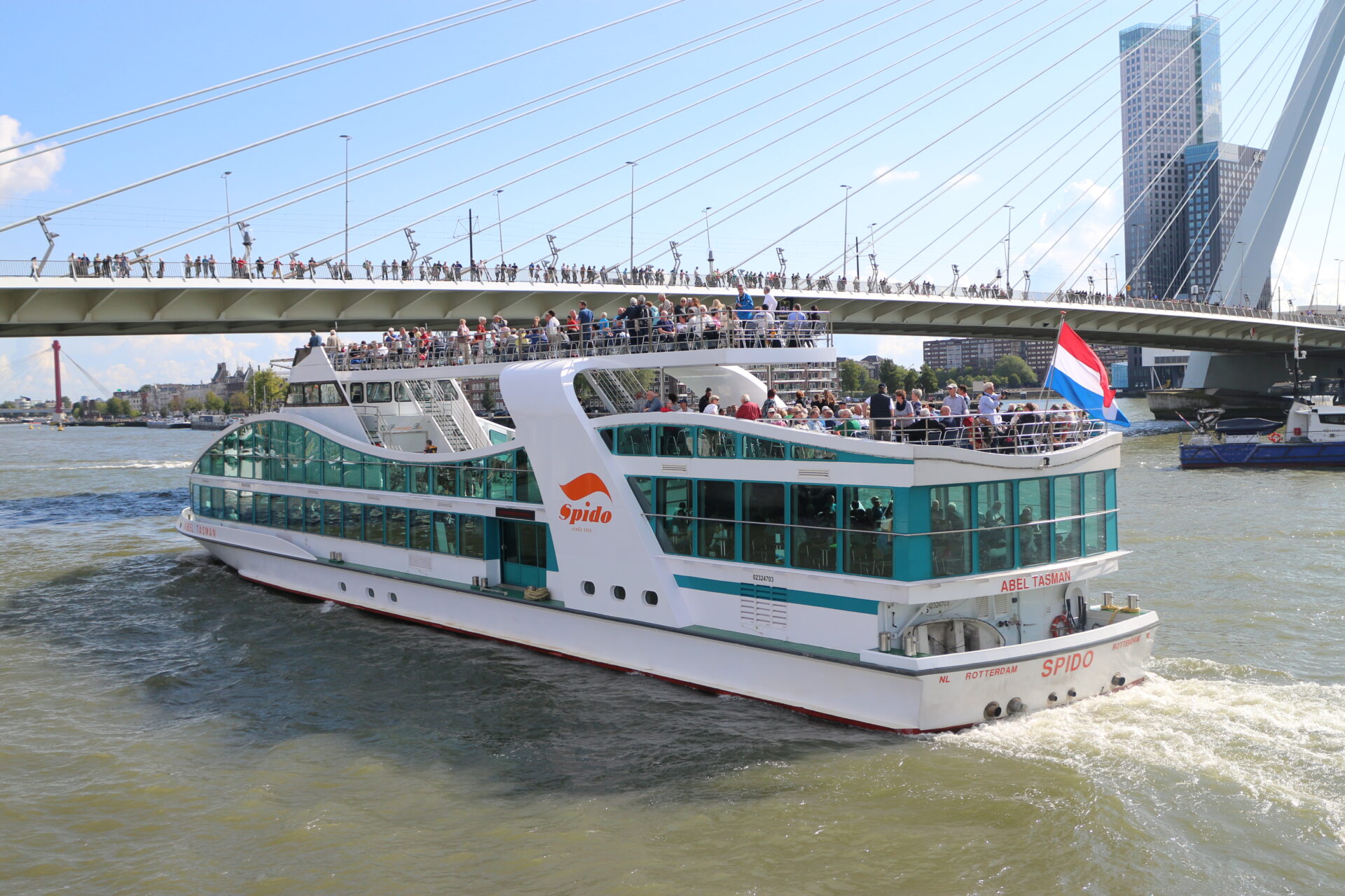harbour boat tour, netherlands